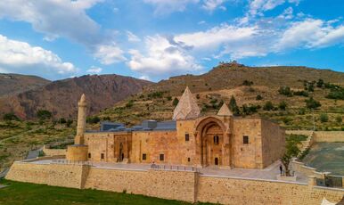 DOĞUNUN İNCİLERİ TURU