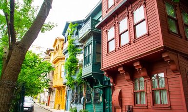ÜSKÜDAR KUZGUNCUK BEYLERBEYİ SARAYI