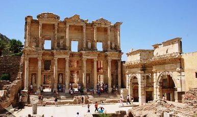 KARABURUN NERGİS FESTİVALİ