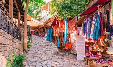 KARABURUN NERGİS FESTİVALİ