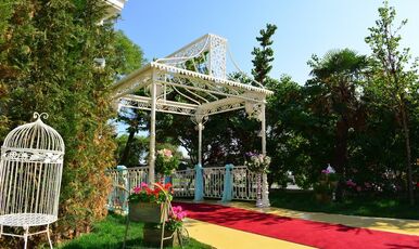 YEŞİLKÖY SOSYETE PAZARI ve EMİNÖNÜ