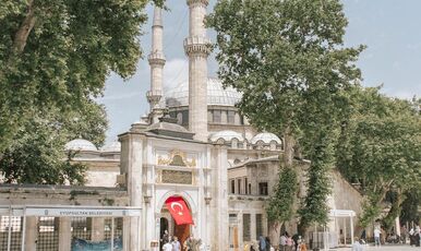 AYASOFYA CAMİİ- EYÜP SULTAN CAMİİ - PİERRE LOTİ ve TEKNEDE İFTAR BOĞAZ TURU