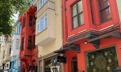 ŞEKERCİ CAFER - KADIKÖY MODA- VADİ İSTANBUL AVM